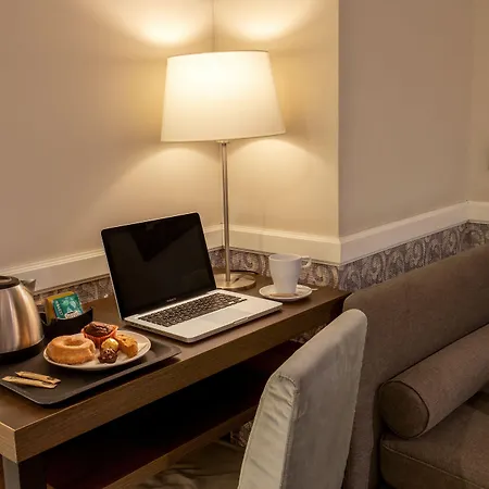 Fragrance St. Peter Hotel 3*